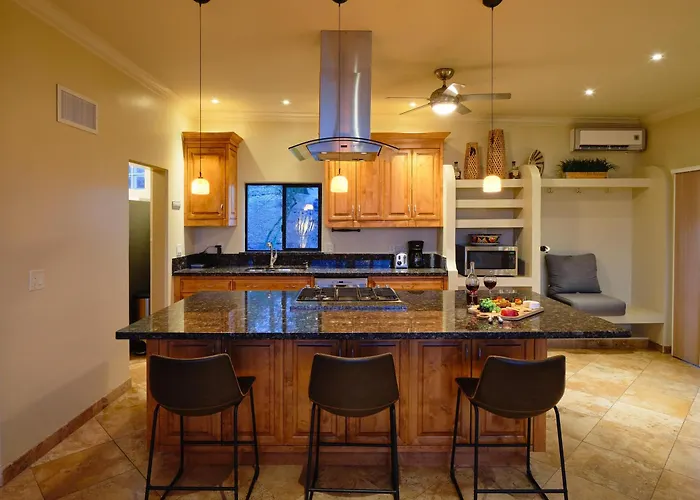 Summit - Stunning Mountain Views - Hot Tub 4* Cave Creek