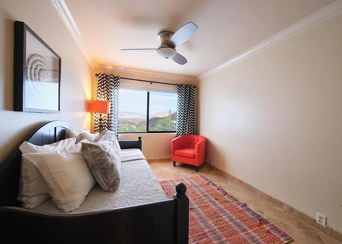 Summit - Stunning Mountain Views - Hot Tub Hotel Cave Creek