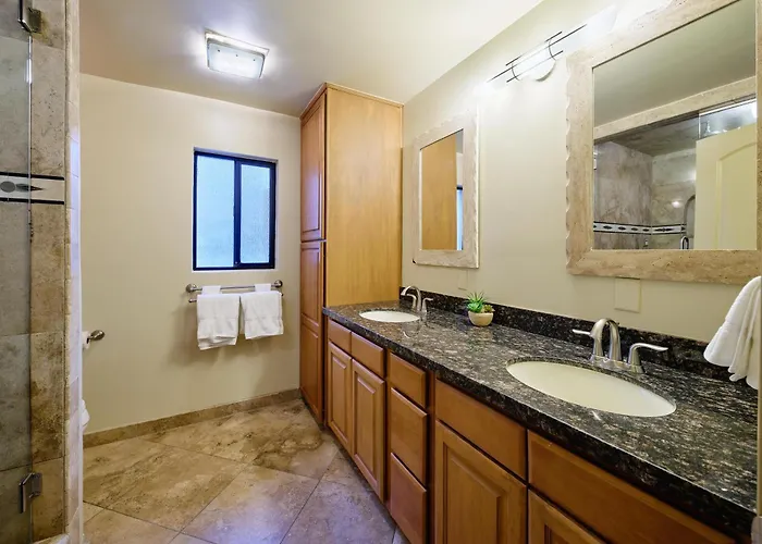 Summit - Stunning Mountain Views - Hot Tub 4*